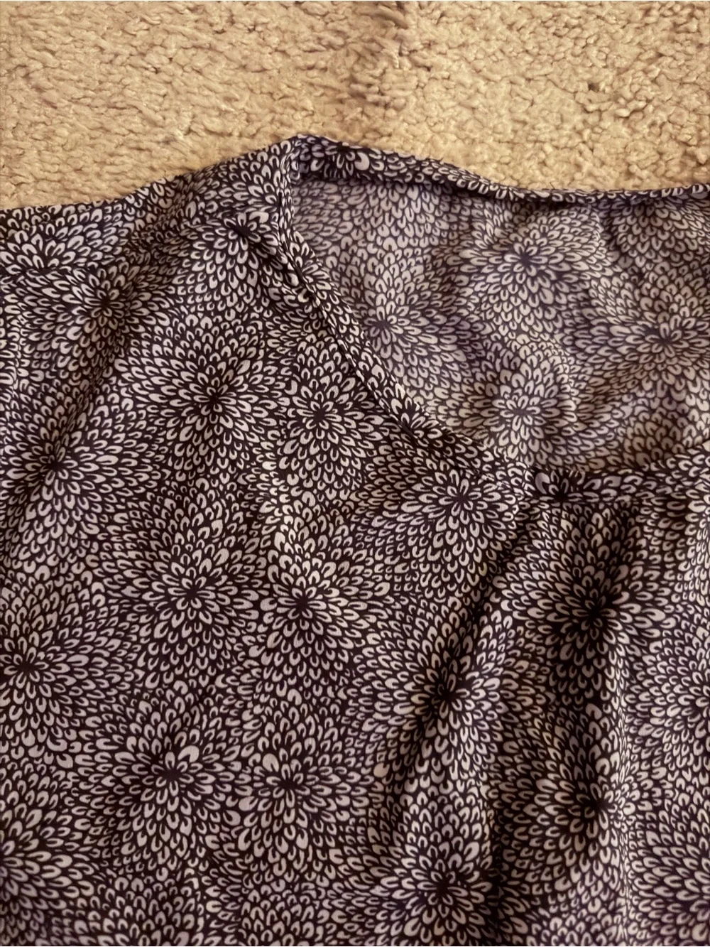 lululemon athletica Short Sleeve Speckled Navy Top, cute floral pattern, dry fit